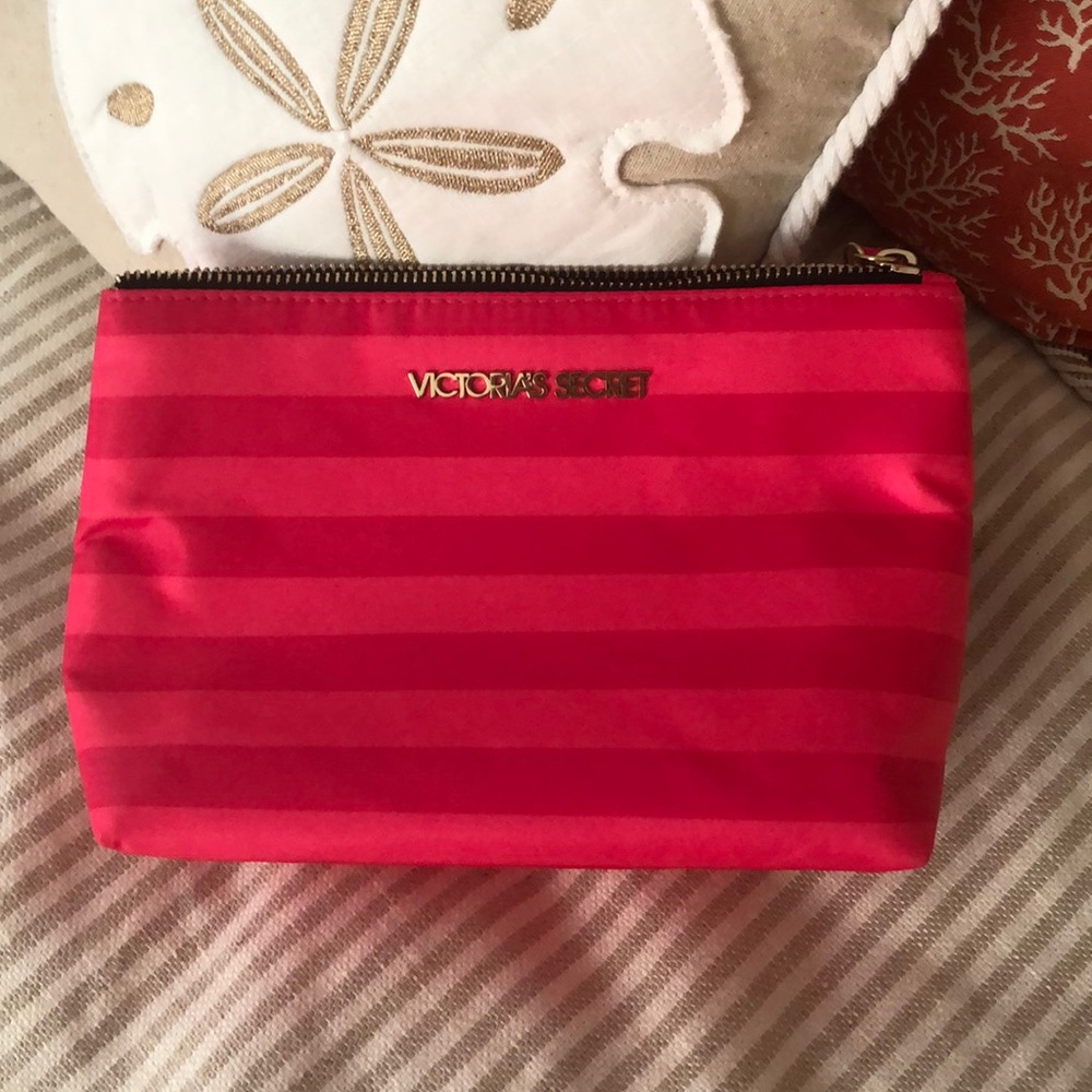 VS makeup bag